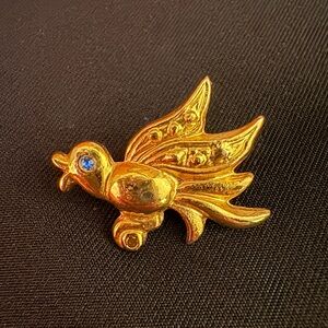 Vintage Swallow Pin - Bird of Happiness